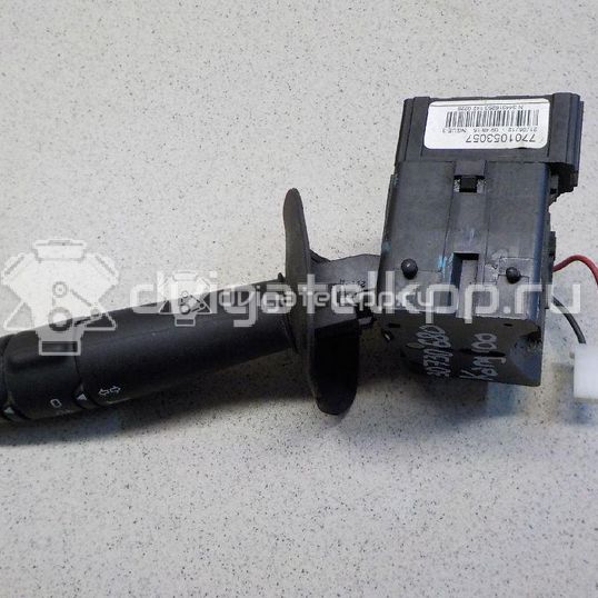 Фото Переключатель поворотов подрулевой  7701053057 для Renault Kangoo 1 / Megane