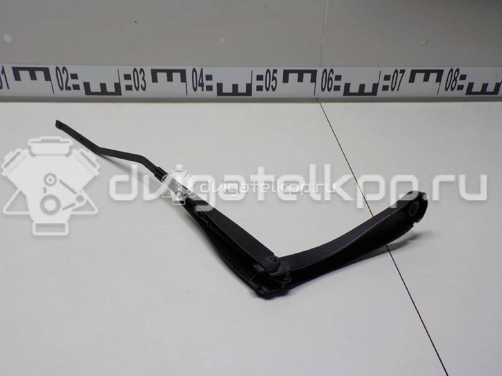 Фото Поводок стеклоочистителя передний левый  288817528R для Renault Koleos / Clio / 19 / Laguna / Kangoo 1 {forloop.counter}}