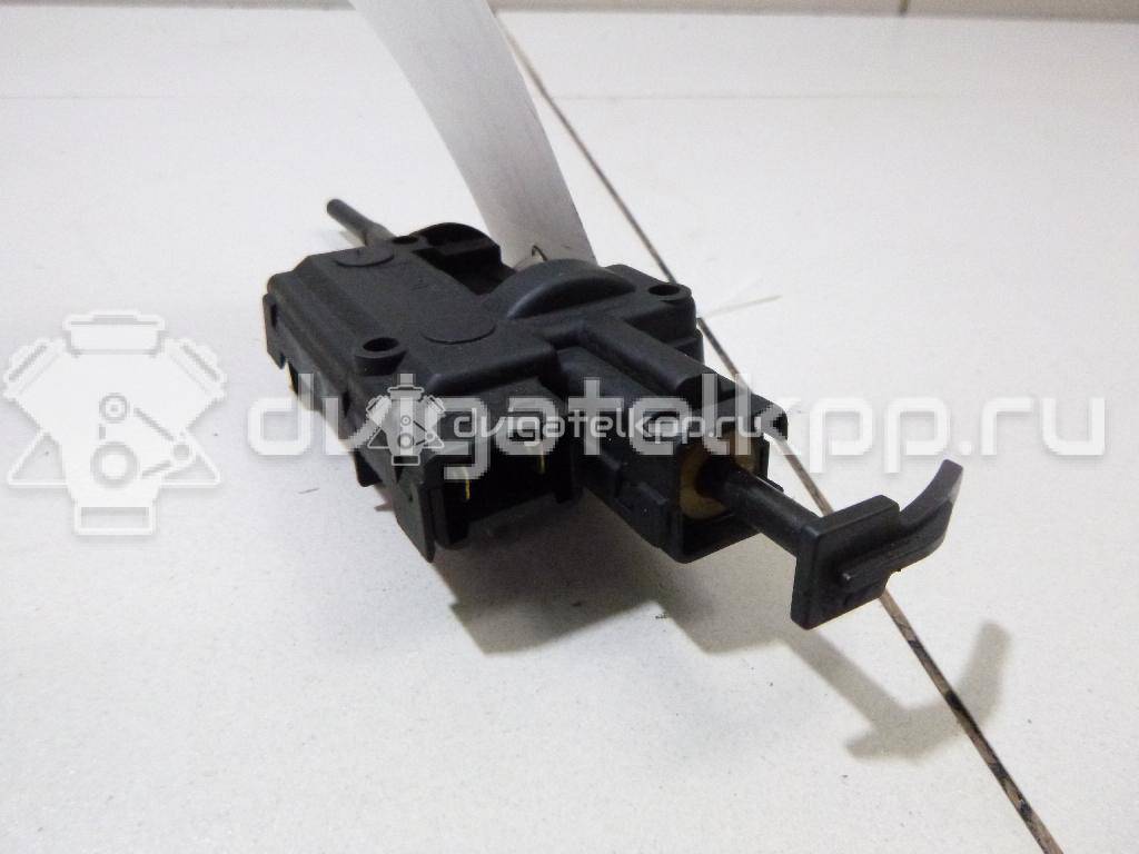 Фото Активатор замка крышки бензобака  788265217R для Renault Modus Grand F Jp0 / Megane / Clio / Laguna / Scénic {forloop.counter}}