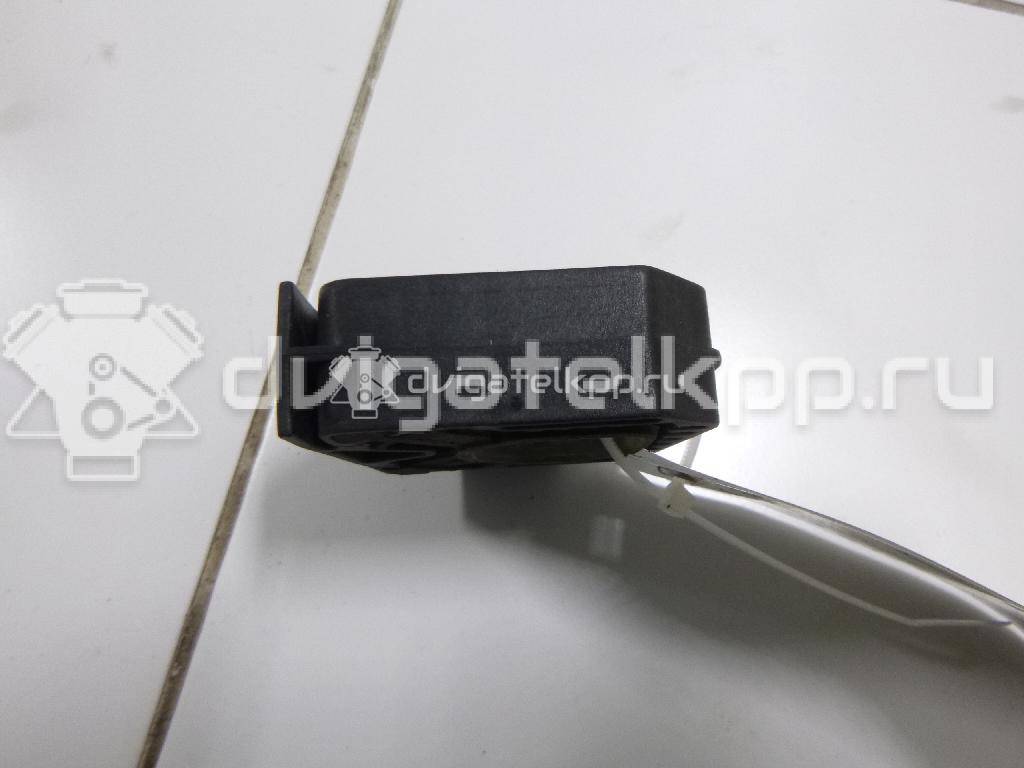 Фото Кронштейн радиатора  1K0121367D для Seat Ibiza / Leon / Toledo / Altea {forloop.counter}}