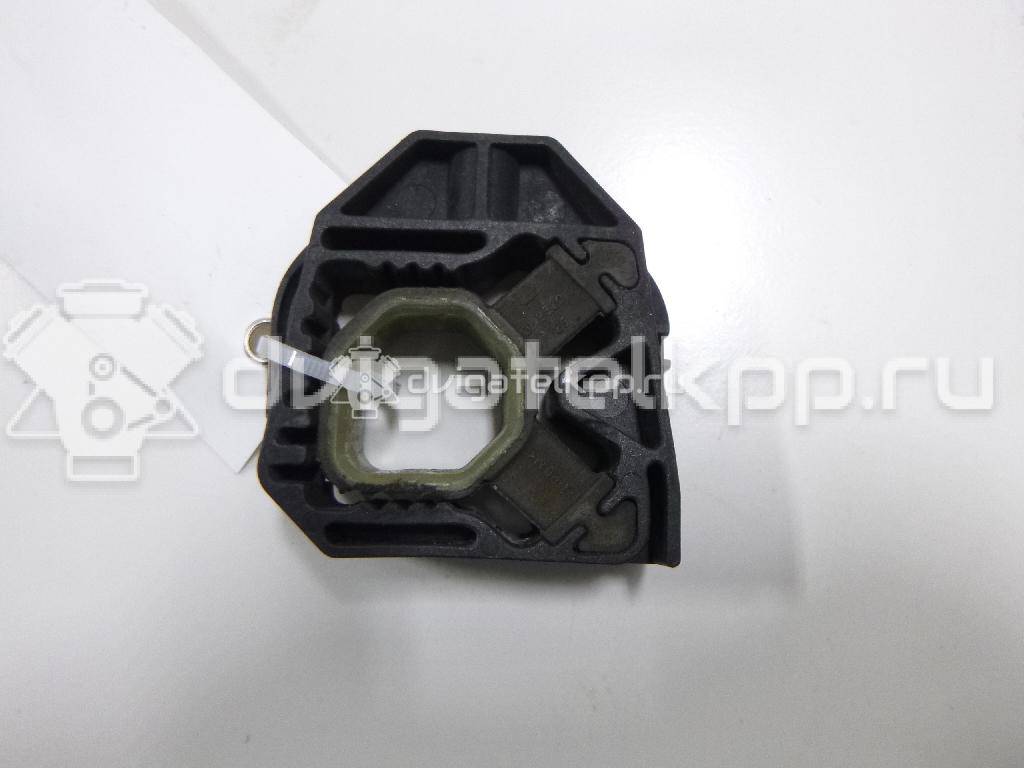 Фото Кронштейн радиатора  1k0121367d для Seat Ibiza / Leon / Toledo / Altea {forloop.counter}}