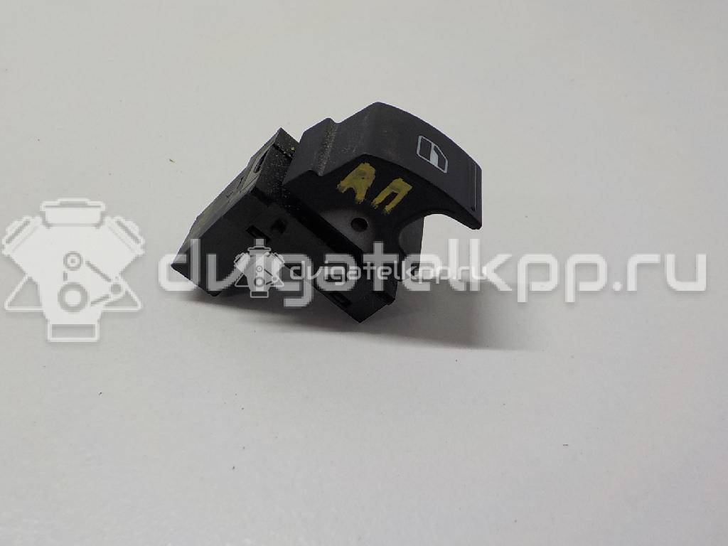 Фото Кнопка стеклоподъемника  7L6959855B для Seat Ibiza / Leon / Toledo / Alhambra / Altea {forloop.counter}}