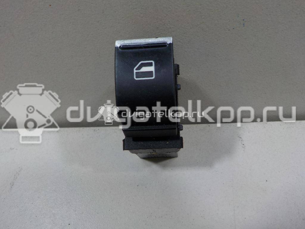 Фото Кнопка стеклоподъемника  7L6959855B для Seat Ibiza / Leon / Toledo / Alhambra / Altea {forloop.counter}}