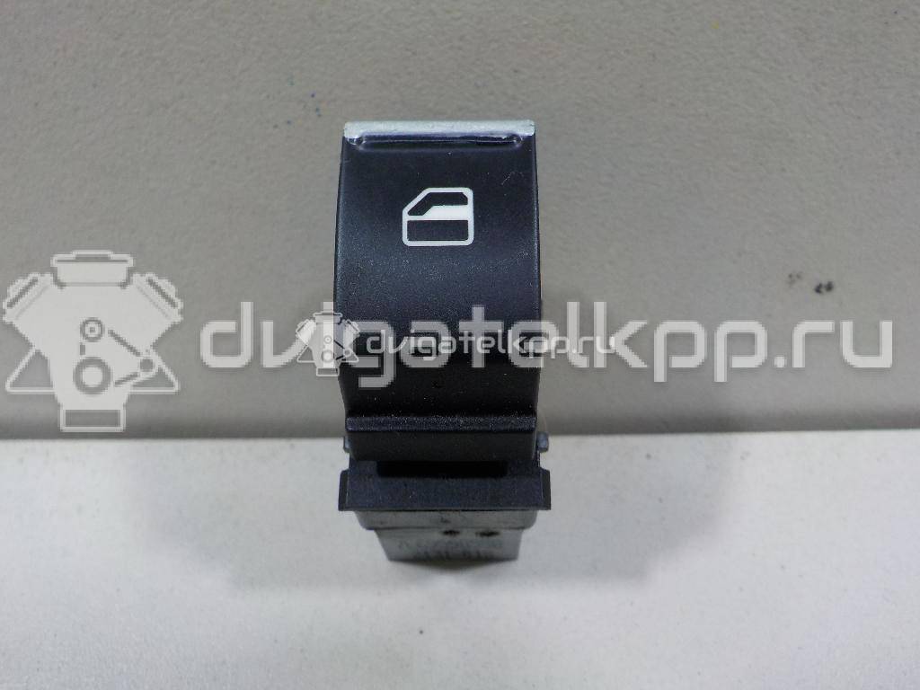 Фото Кнопка стеклоподъемника  7L6959855B для Seat Ibiza / Leon / Toledo / Alhambra / Altea {forloop.counter}}