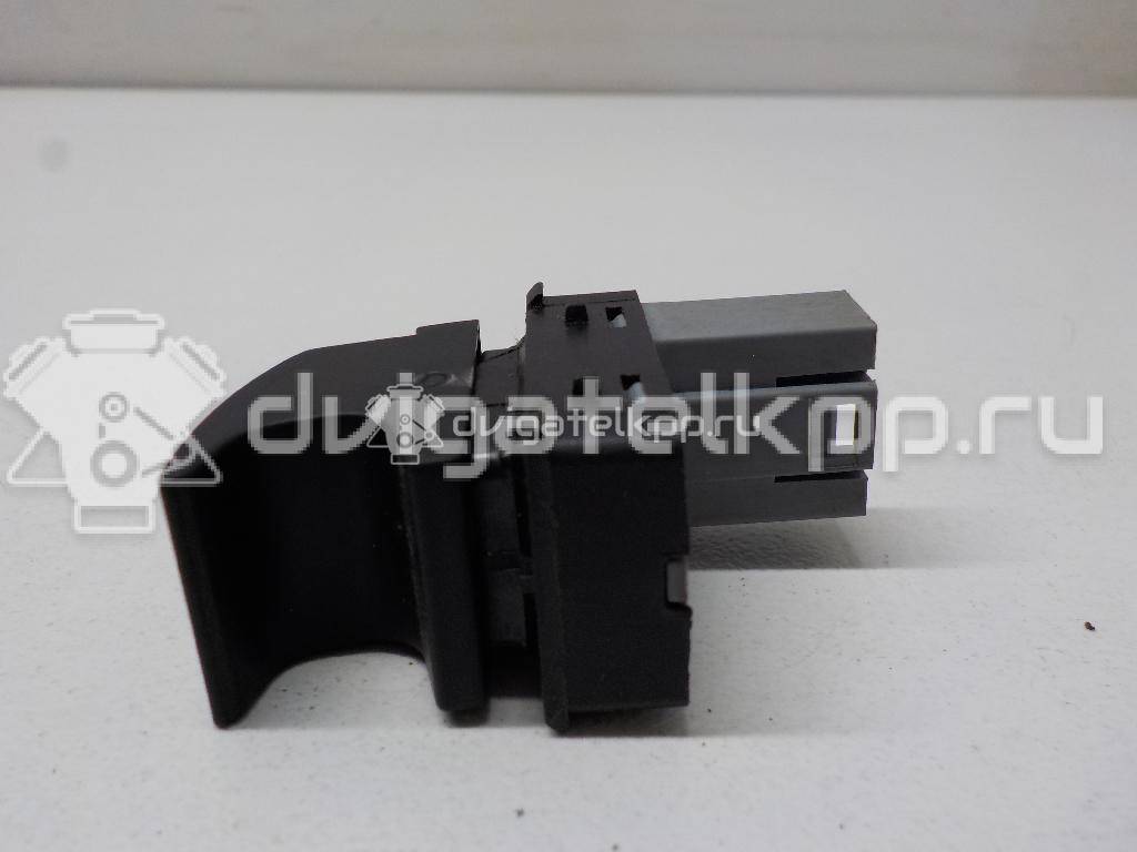 Фото Кнопка стеклоподъемника  7L6959855B для Seat Ibiza / Leon / Toledo / Alhambra / Altea {forloop.counter}}