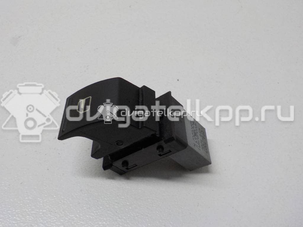 Фото Кнопка стеклоподъемника  7L6959855B для Seat Ibiza / Leon / Toledo / Alhambra / Altea {forloop.counter}}