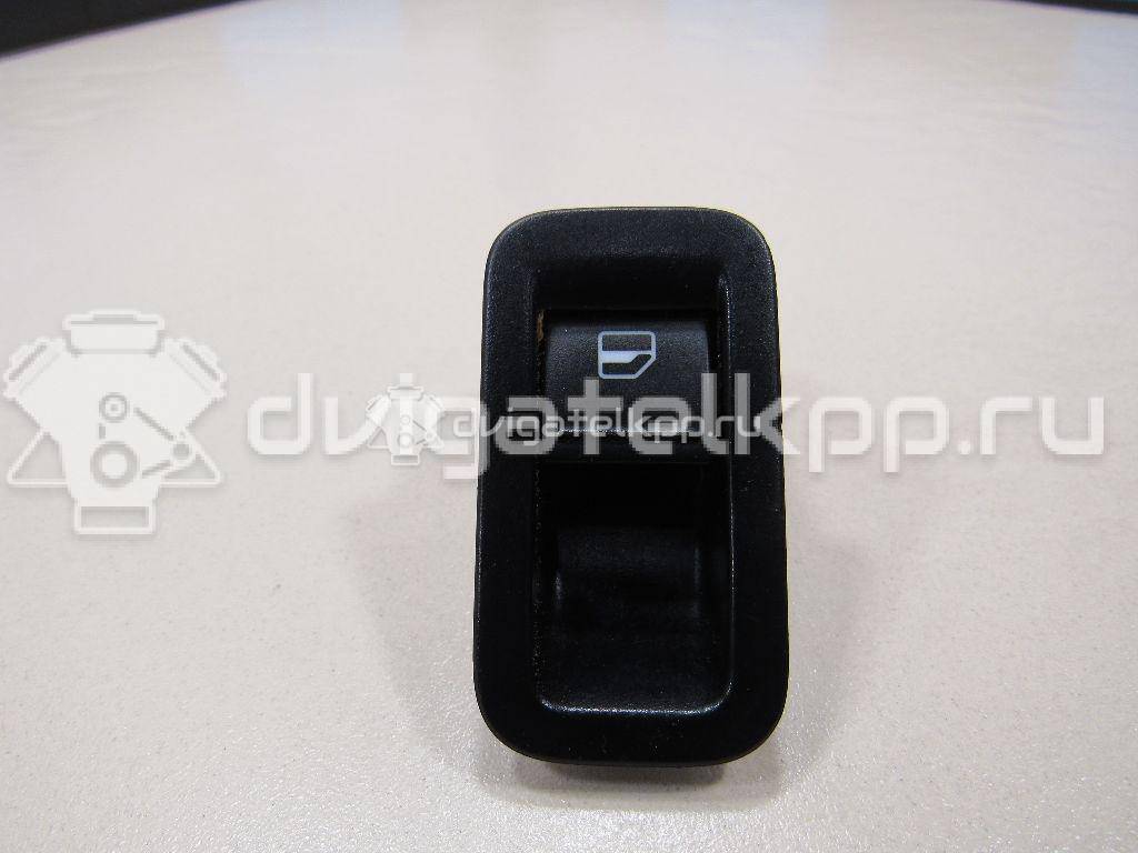 Фото Кнопка стеклоподъемника  7L6959855B для Seat Ibiza / Leon / Toledo / Alhambra / Altea {forloop.counter}}