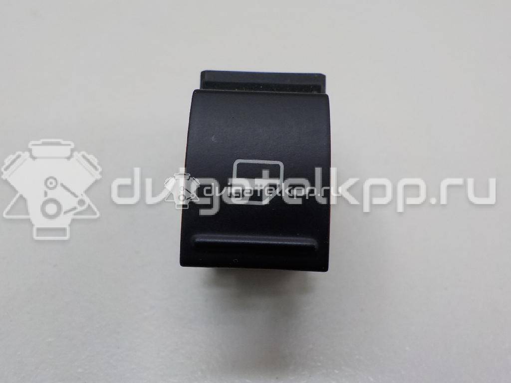 Фото Кнопка стеклоподъемника  7L6959855B для Seat Ibiza / Leon / Toledo / Alhambra / Altea {forloop.counter}}