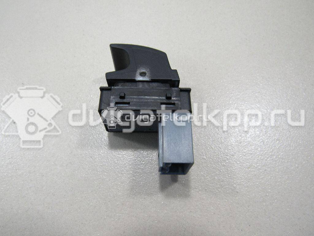 Фото Кнопка стеклоподъемника  7L6959855B для Seat Ibiza / Leon / Toledo / Alhambra / Altea {forloop.counter}}