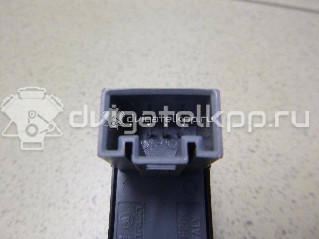 Фото Кнопка стеклоподъемника  7L6959855B для Seat Ibiza / Leon / Toledo / Alhambra / Altea {forloop.counter}}