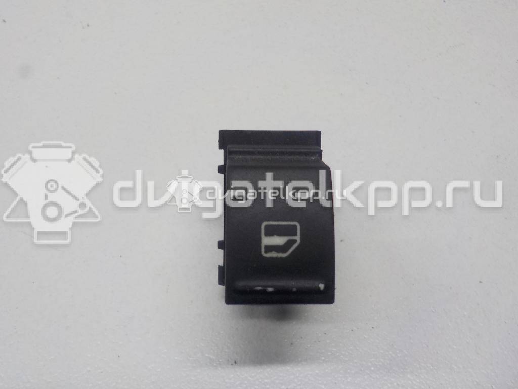 Фото Кнопка стеклоподъемника  1F0959855 для Seat Ibiza / Leon / Toledo / Alhambra / Altea {forloop.counter}}