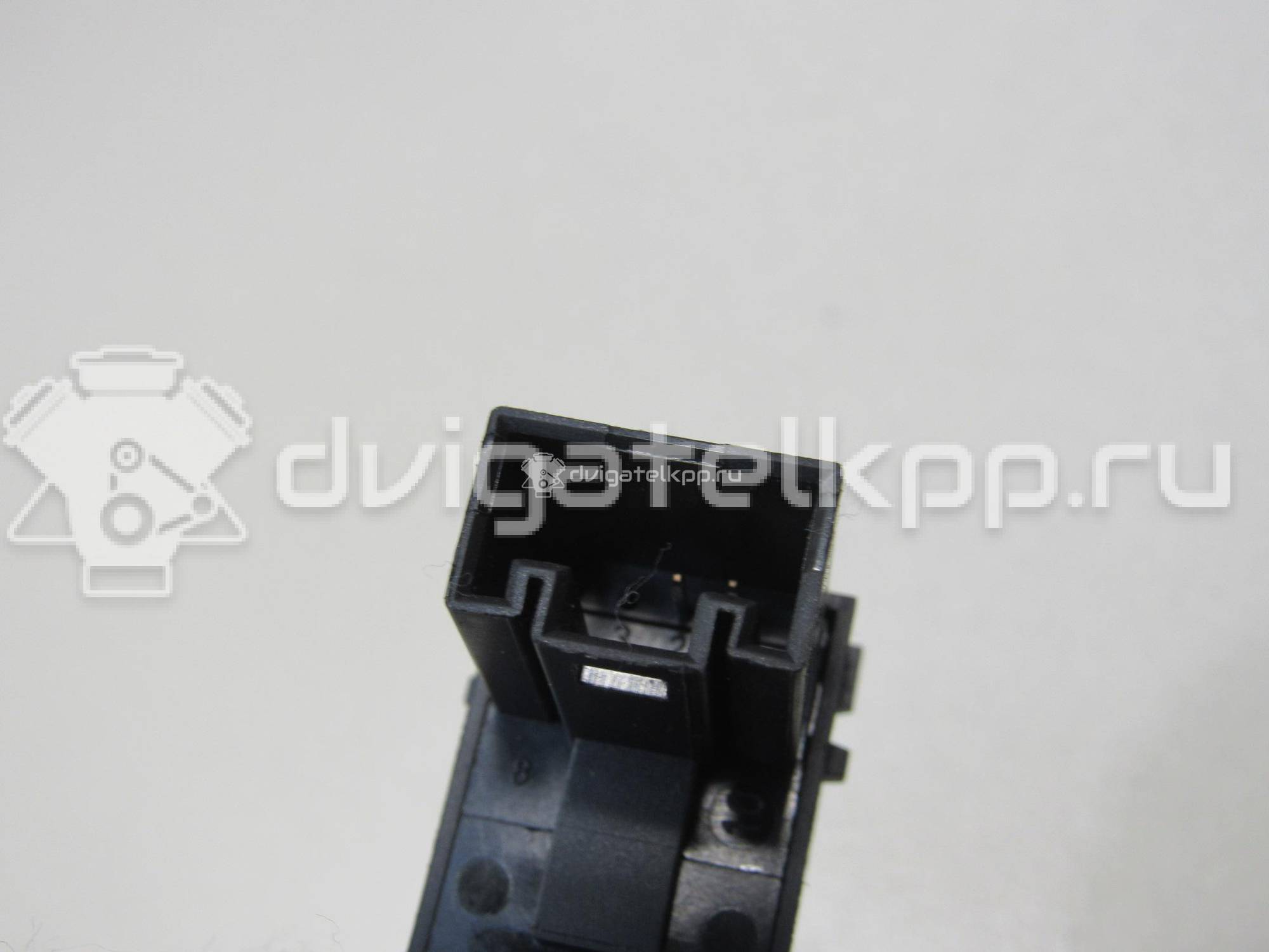 Фото Кнопка стеклоподъемника  1F0959855 для Seat Ibiza / Leon / Toledo / Alhambra / Altea {forloop.counter}}