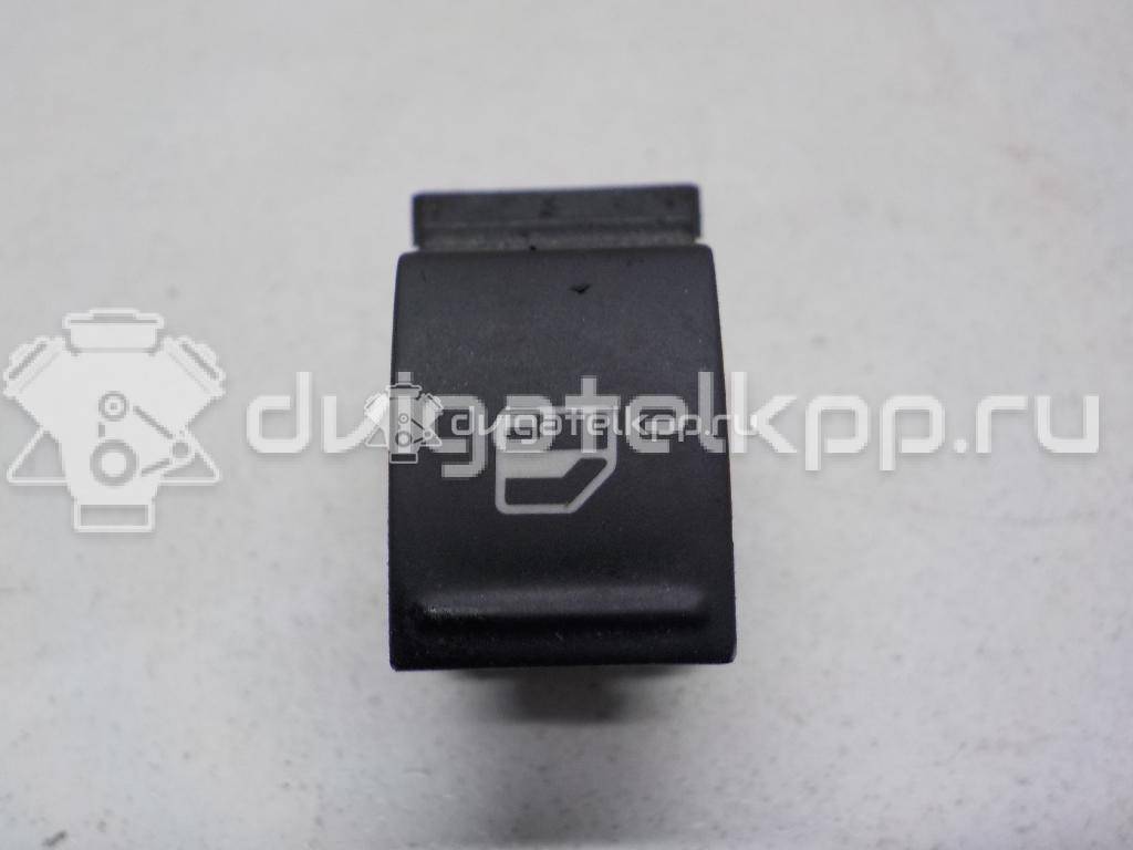 Фото Кнопка стеклоподъемника  1F0959855 для Seat Ibiza / Leon / Toledo / Alhambra / Altea {forloop.counter}}