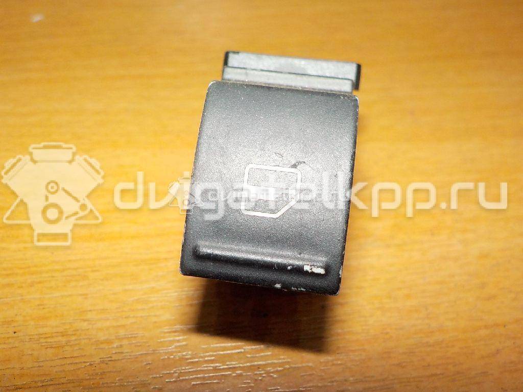 Фото Кнопка стеклоподъемника  1F0959855 для Seat Ibiza / Leon / Toledo / Alhambra / Altea {forloop.counter}}