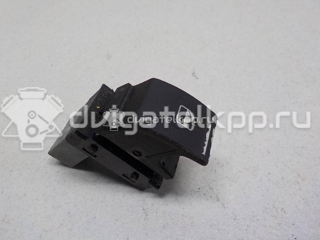 Фото Кнопка стеклоподъемника  1F0959855 для Seat Ibiza / Leon / Toledo / Alhambra / Altea {forloop.counter}}