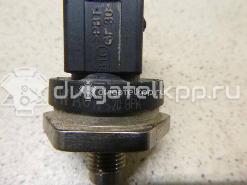 Фото Датчик давления топлива  06J906051D для Seat Ibiza / Leon / Toledo / Alhambra / Altea {forloop.counter}}