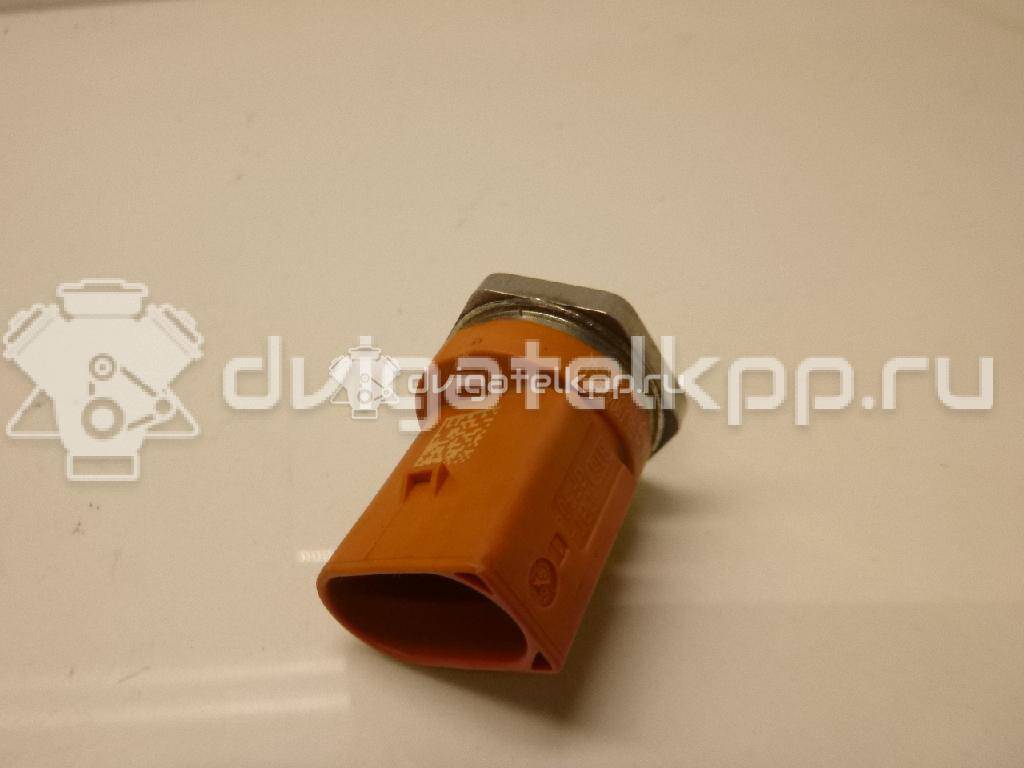 Фото Датчик давления топлива  06J906051D для Seat Ibiza / Leon / Toledo / Alhambra / Altea {forloop.counter}}