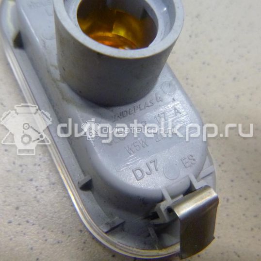 Фото Повторитель на крыло белый  6L0949117A для Seat Ibiza / Cordoba / Leon / Toledo / Alhambra