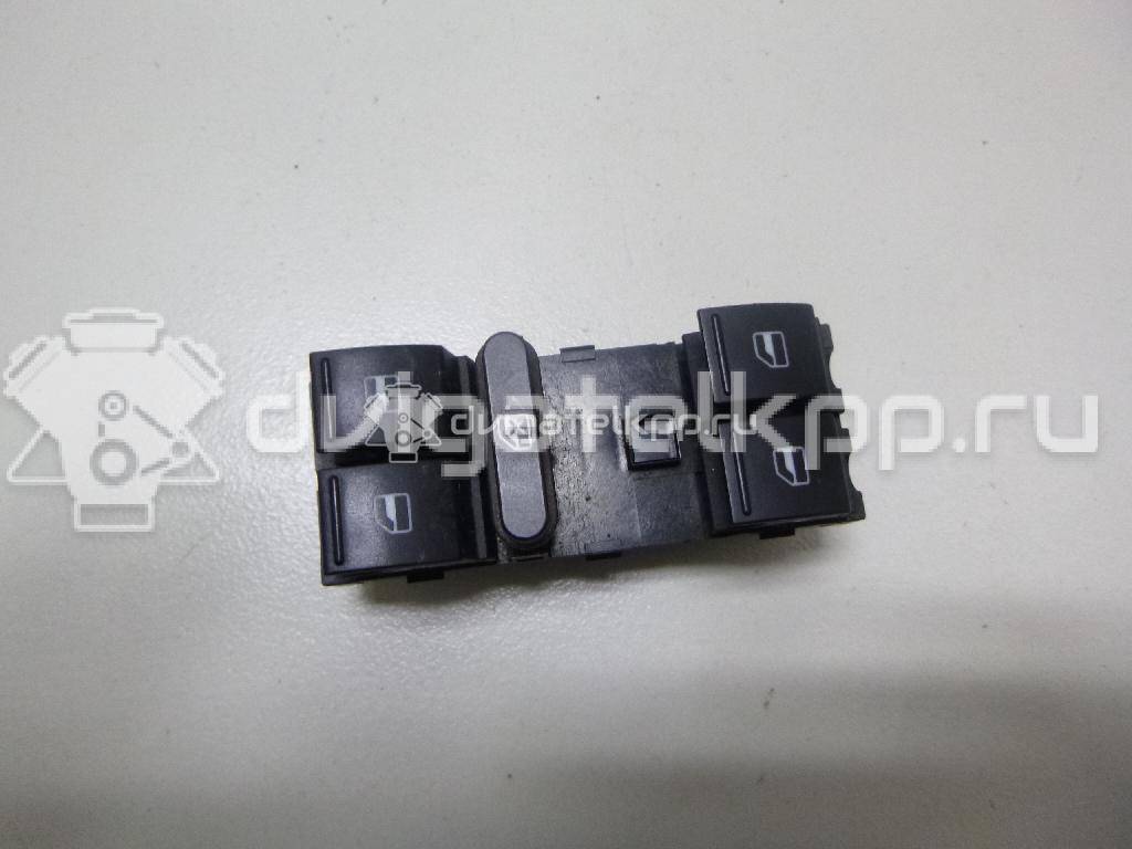 Фото Блок управления стеклоподъемниками  1K4959857B для Seat Ibiza / Leon / Toledo / Altea {forloop.counter}}