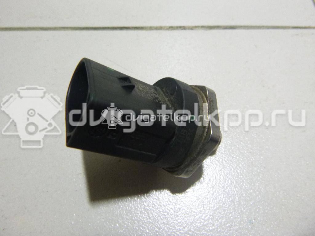 Фото Датчик давления топлива  06j906051b для Seat Ibiza / Leon / Toledo / Alhambra / Altea {forloop.counter}}