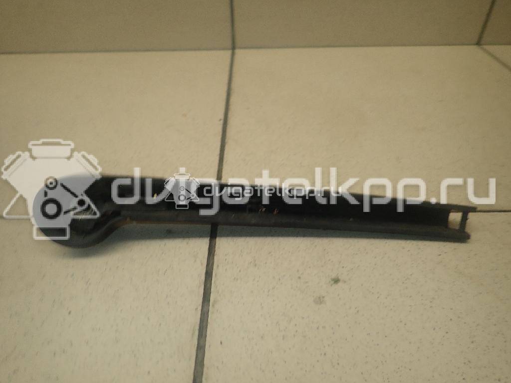 Фото Поводок стеклоочистителя заднего  6Q6955707C для Seat Ibiza / Leon / Altea / Exeo {forloop.counter}}