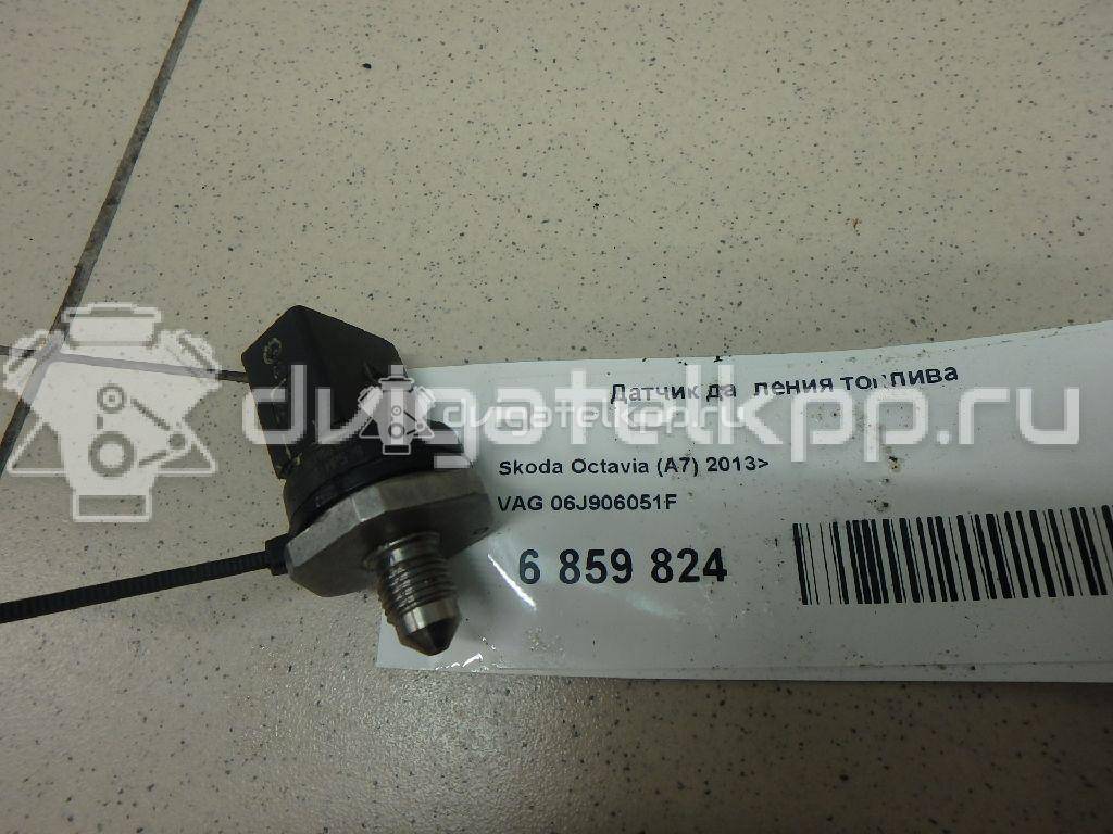 Фото Датчик давления топлива  06j906051f для Seat Ibiza / Leon / Toledo / Alhambra / Ateca Kh7 {forloop.counter}}