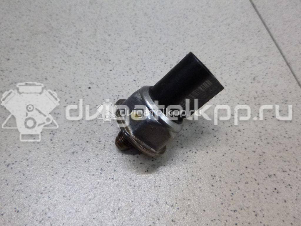 Фото Датчик давления топлива  04C906054A для Seat Ibiza / Leon / Toledo / Alhambra / Ateca Kh7 {forloop.counter}}