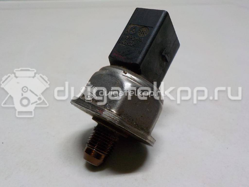 Фото Датчик давления топлива  04C906054A для Seat Ibiza / Leon / Toledo / Alhambra / Ateca Kh7 {forloop.counter}}