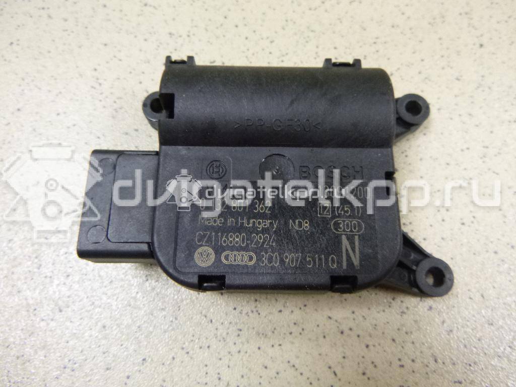 Фото Моторчик заслонки отопителя  3C0907511Q для seat Leon (5F) {forloop.counter}}