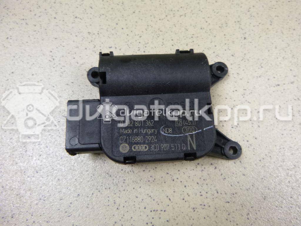 Фото Моторчик заслонки отопителя  3C0907511Q для seat Leon (5F) {forloop.counter}}