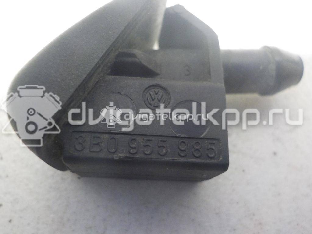 Фото Форсунка омывателя лобового стекла  3B0955985 для Skoda Fabia / Octavia {forloop.counter}}