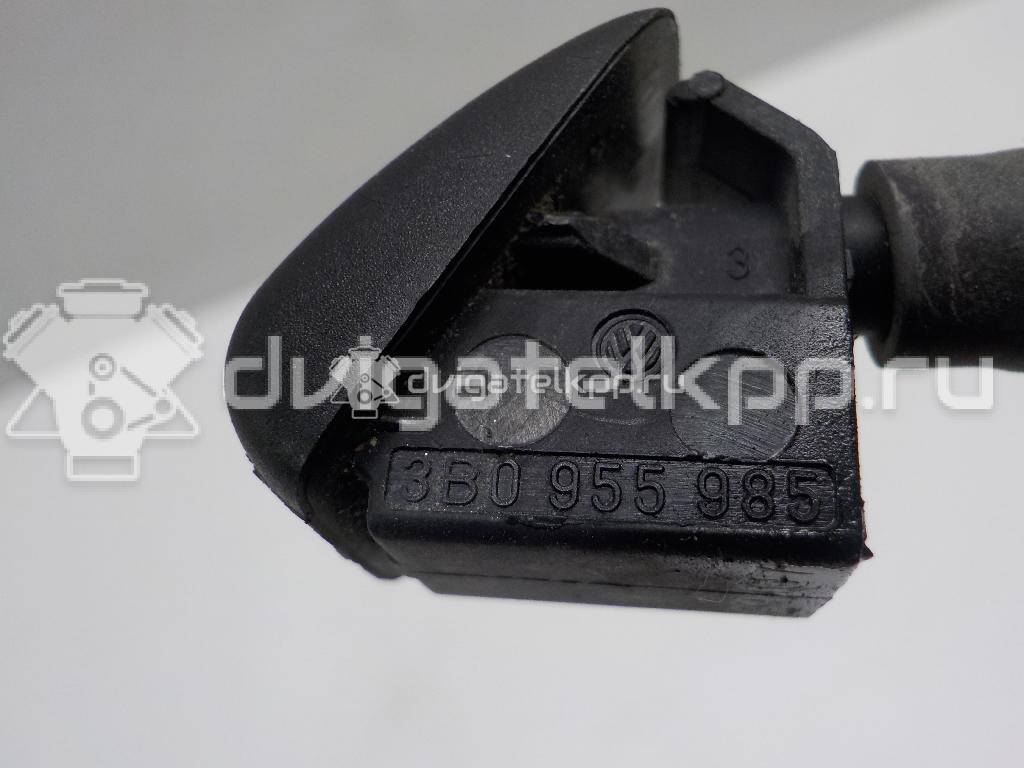 Фото Форсунка омывателя лобового стекла  3B0955985 для Skoda Fabia / Octavia {forloop.counter}}