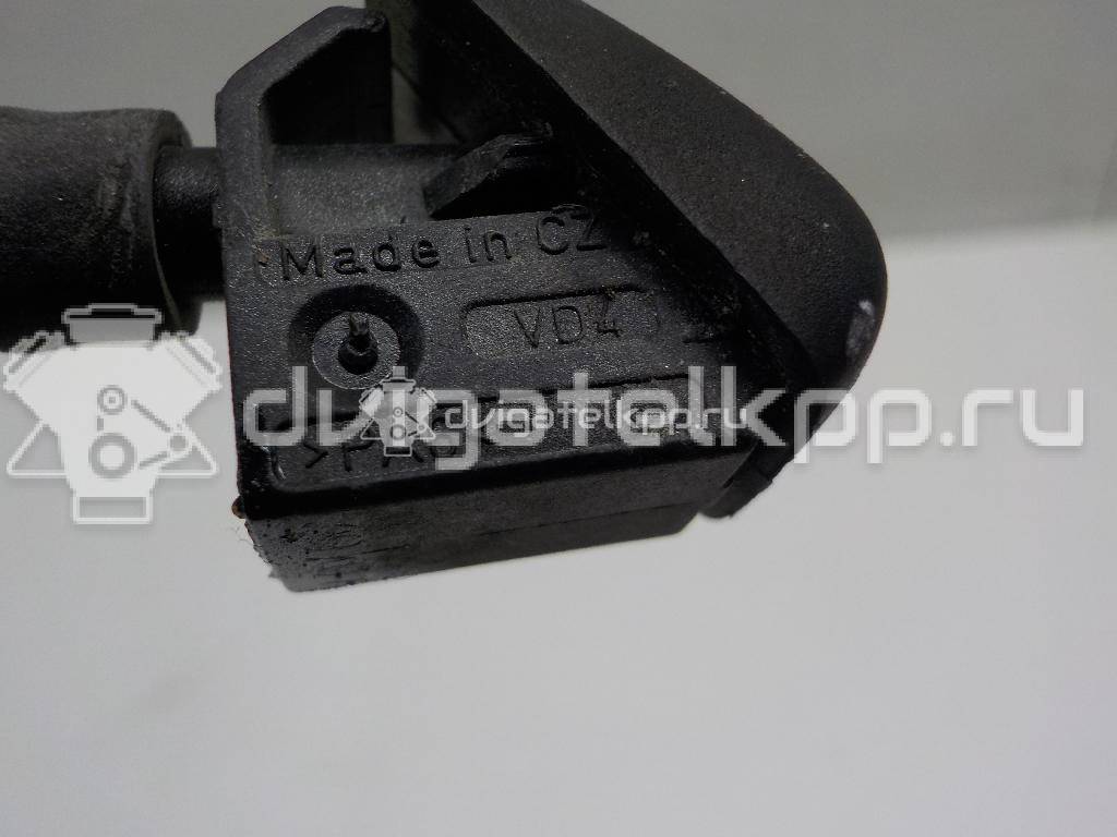 Фото Форсунка омывателя лобового стекла  3B0955985 для Skoda Fabia / Octavia {forloop.counter}}