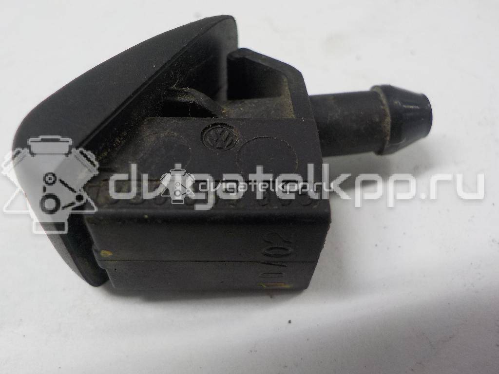 Фото Форсунка омывателя лобового стекла  3B0955985 для Skoda Fabia / Octavia {forloop.counter}}