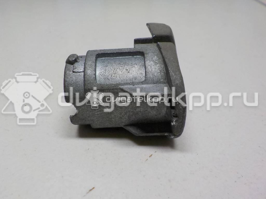 Фото Накладка вставки замка двери  6Y0839167 для Skoda Roomster 5J / Octaviaii 1Z3 / Fabia / Octavia / Superb {forloop.counter}}