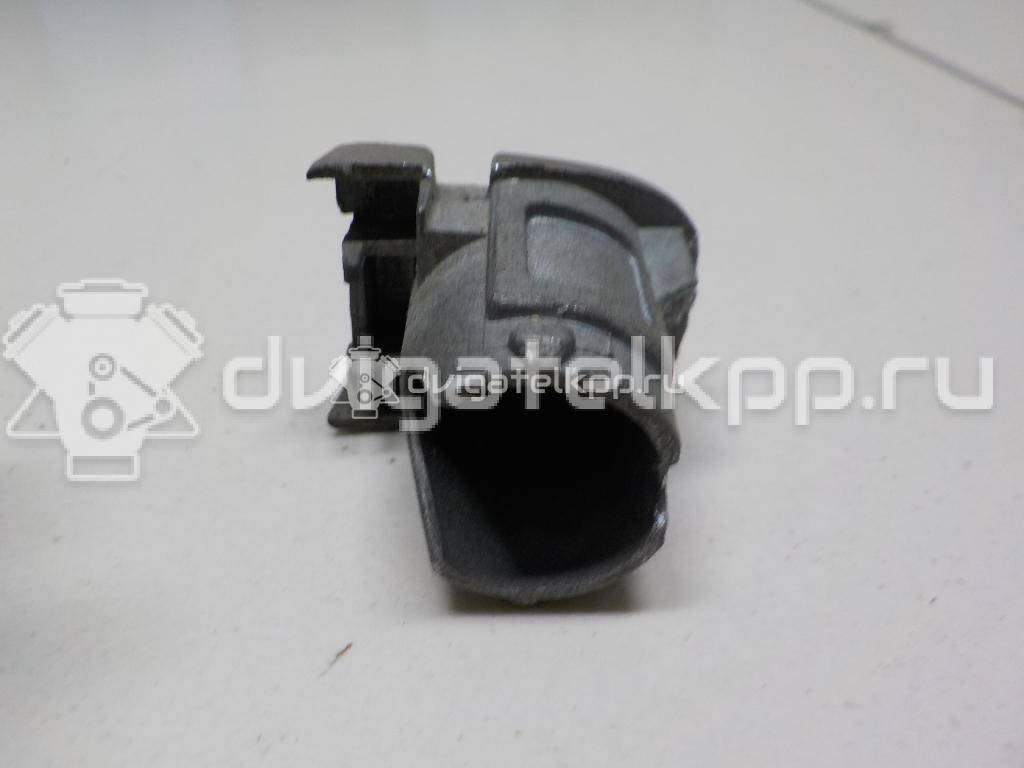 Фото Накладка вставки замка двери  6Y0839167 для Skoda Roomster 5J / Octaviaii 1Z3 / Fabia / Octavia / Superb {forloop.counter}}