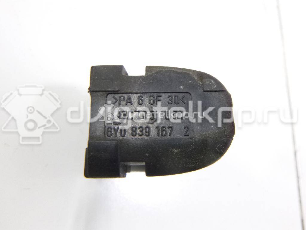 Фото Накладка вставки замка двери  6Y0839167 для Skoda Roomster 5J / Octaviaii 1Z3 / Fabia / Octavia / Superb {forloop.counter}}