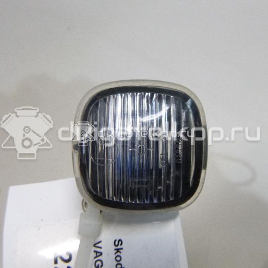 Фото Повторитель на крыло белый  1U0949127B для Skoda Roomster 5J / Octaviaii 1Z3 / Fabia / Octavia / Superb