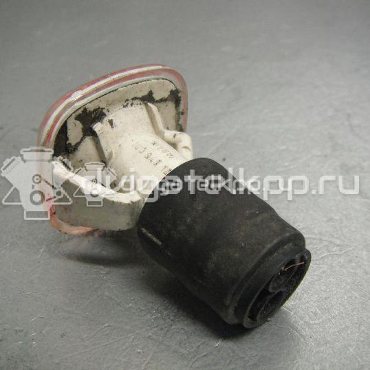 Фото Повторитель на крыло белый  1U0949127A для Skoda Roomster 5J / Octaviaii 1Z3 / Fabia / Octavia / Superb