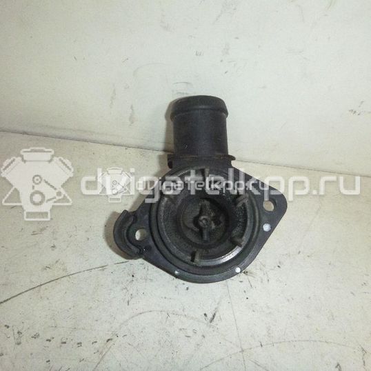 Фото Фланец двигателя системы охлаждения  032121121K для Skoda Roomster 5J / Octaviaii 1Z3 / Fabia / Octavia / Felicia