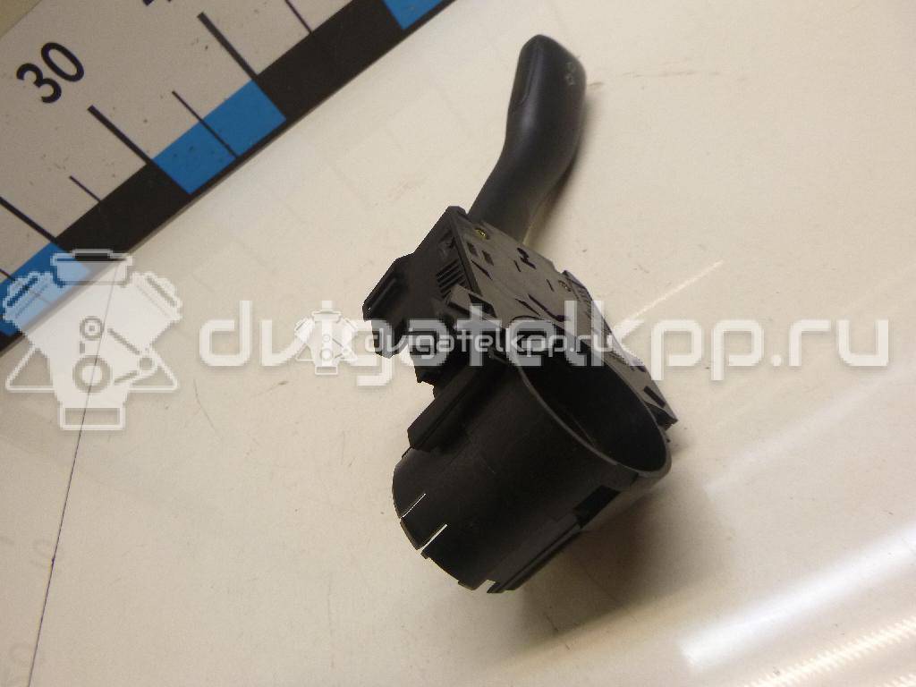 Фото Переключатель поворотов подрулевой  8L0953513G01C для skoda Fabia {forloop.counter}}