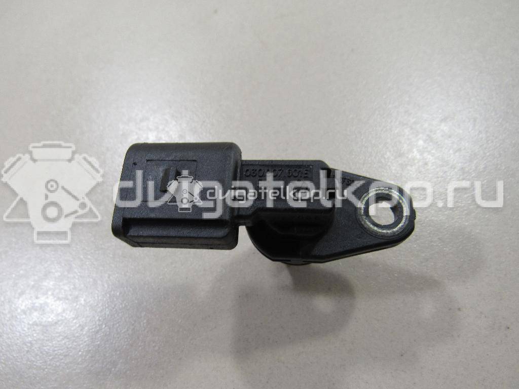 Фото Датчик положения распредвала  030907601E для Skoda Roomster 5J / Octaviaii 1Z3 / Yeti 5L / Fabia / Octavia {forloop.counter}}