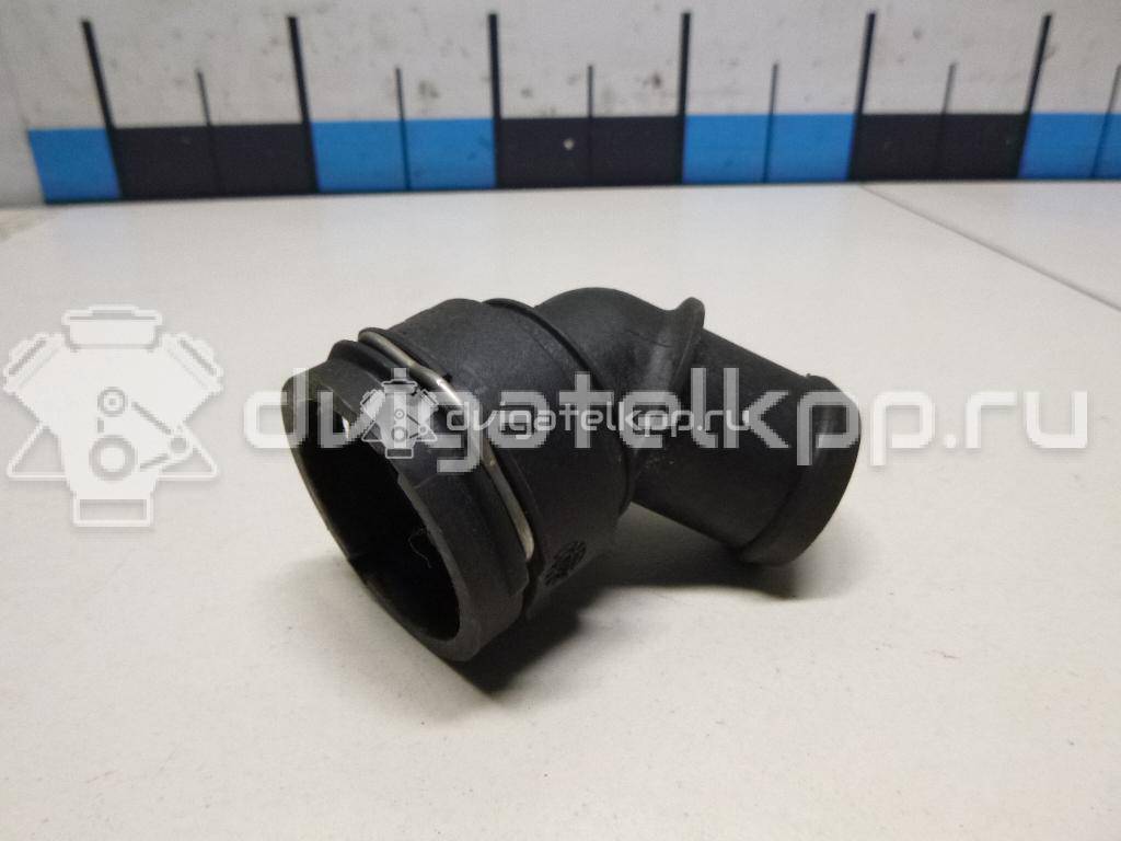 Фото Фланец  6Q0122291E для Skoda Roomster 5J / Octaviaii 1Z3 / Yeti 5L / Fabia / Octavia {forloop.counter}}