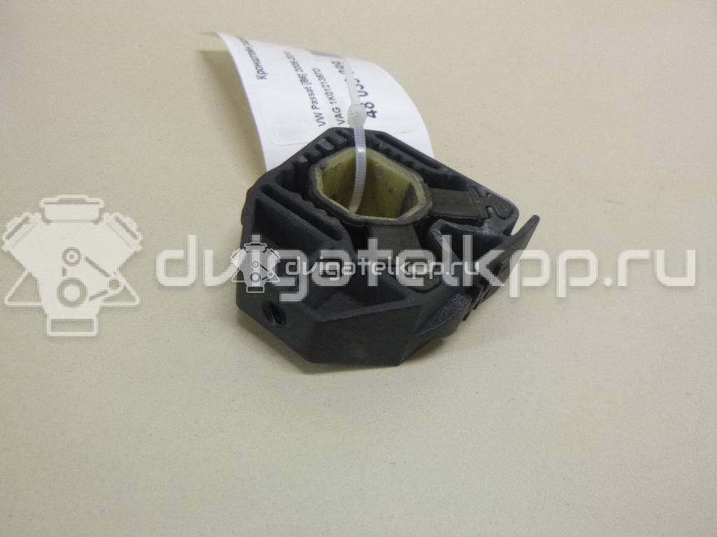 Фото Кронштейн радиатора  1K0121367D для Skoda Roomster 5J / Yeti 5L / Fabia / Superb / Rapid {forloop.counter}}