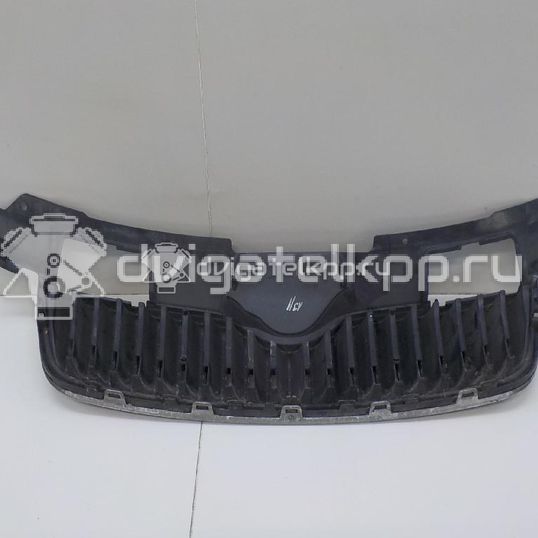 Фото Решетка радиатора  5J0853668A для Skoda Roomster 5J / Fabia