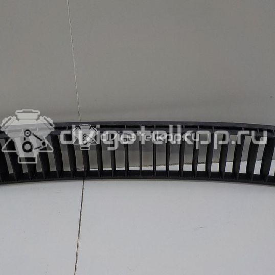 Фото Решетка в бампер центральная  5J08536779B9 для Skoda Roomster 5J / Fabia