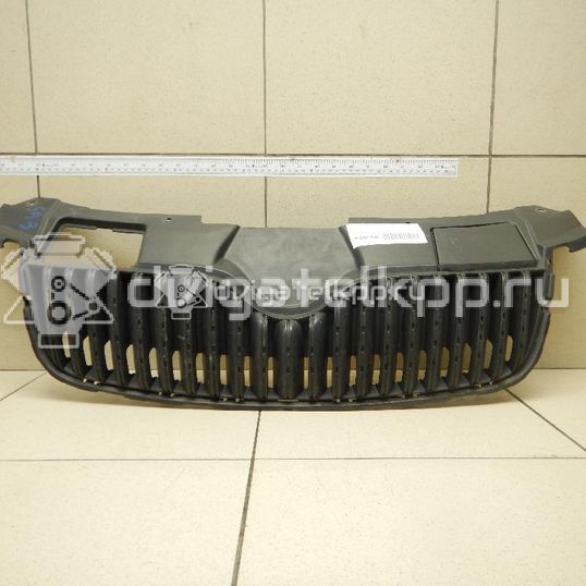 Фото Накладка на решетку радиатора  5J0853607 для Skoda Roomster 5J / Fabia