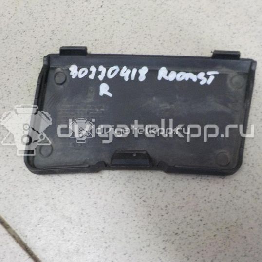 Фото Накладка на решетку правая  5J0853124 для Skoda Roomster 5J / Fabia