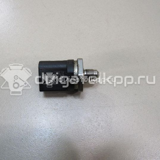 Фото Датчик давления топлива  06j906051d для Skoda Roomster 5J / Octaviaii 1Z3 / Yeti 5L / Fabia / Octavia